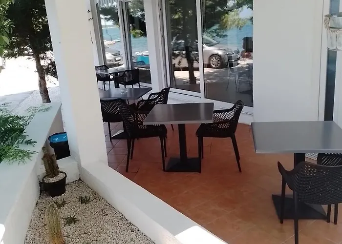 Alojamento de Acomodação e Pequeno-almoço Niko